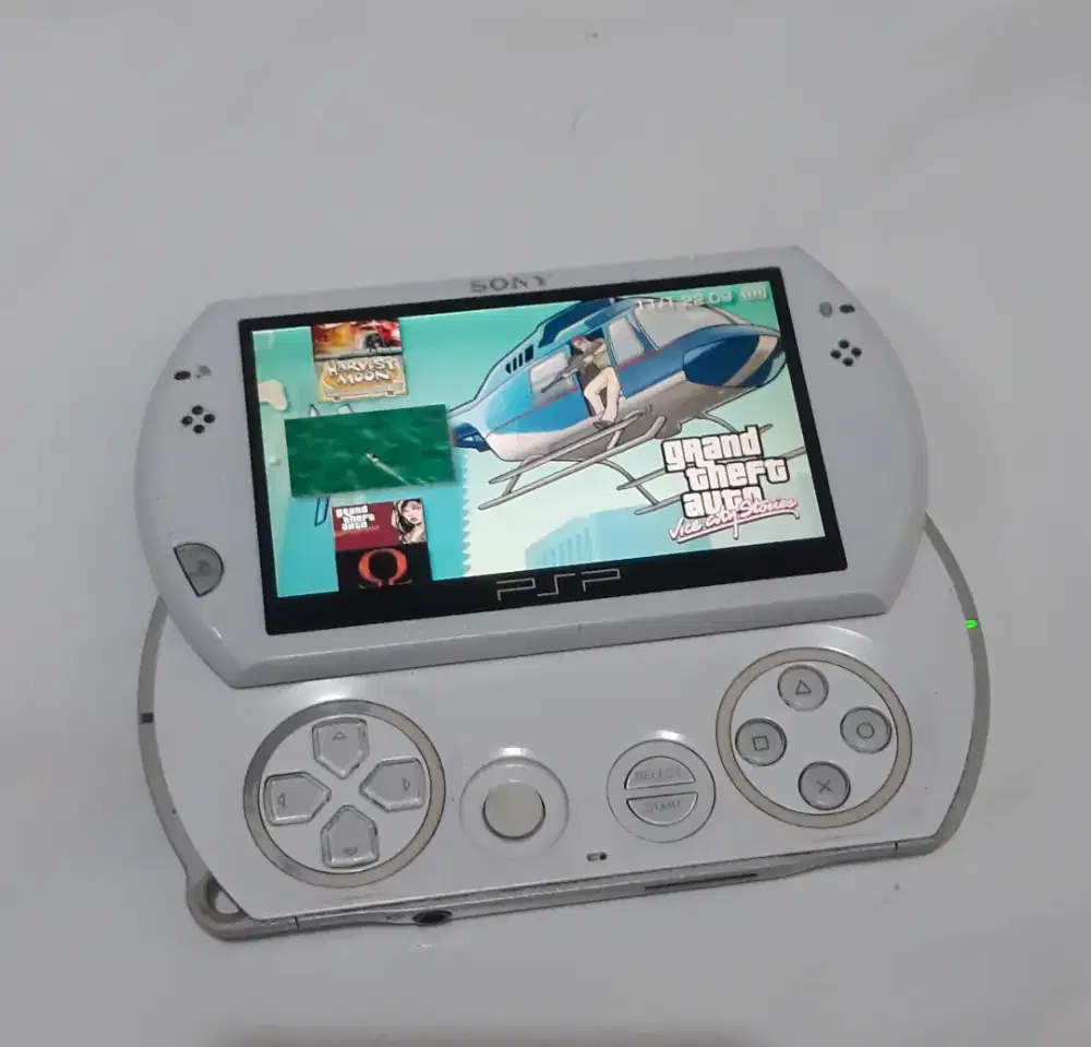 Psp go sony putih full 70 games muluss lancar sodara 3000 siap main