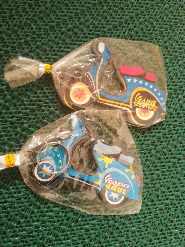 Gantungan Kunci Motor Vespa Keren Untuk Penggemar Vespa Atau Hadiah
