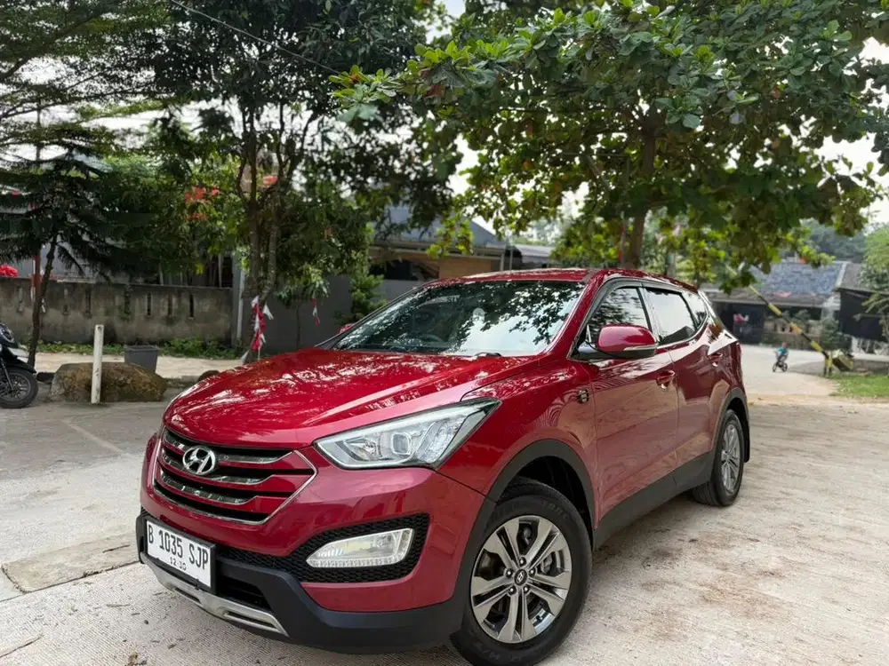 Hyundai Santa Fe 2.4 Automatic 2015 Bensin Merah