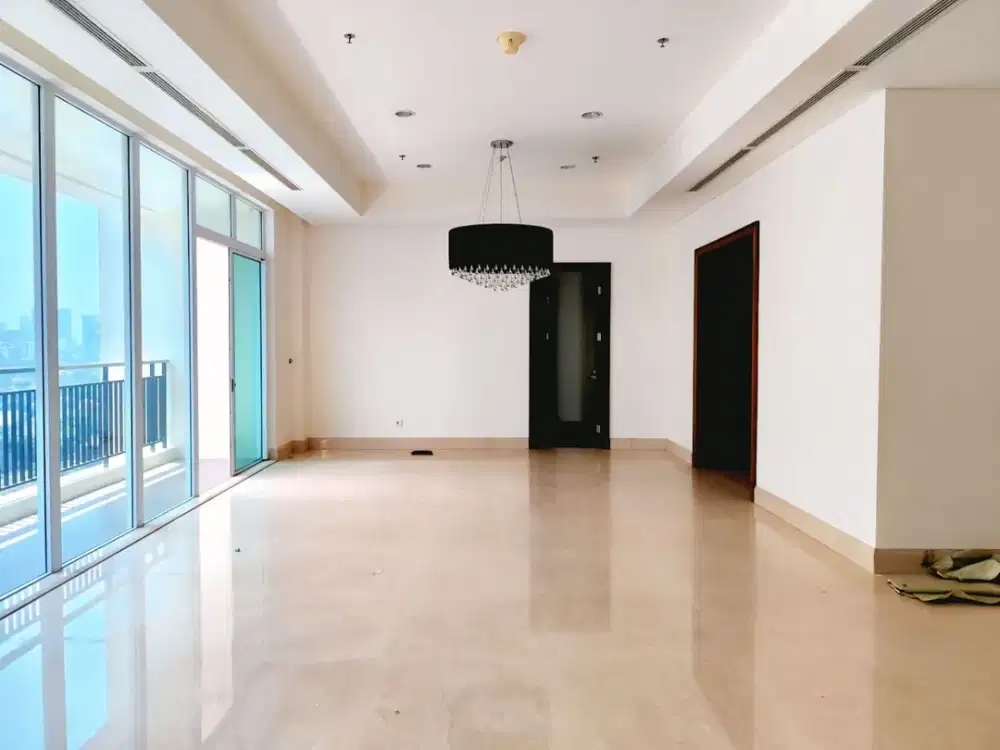 For Sale Apartement The Pakubuwono Signature 4BR