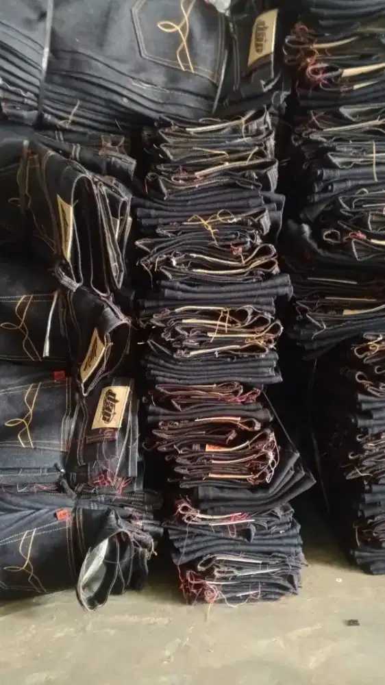 Celana jeans pria/wanita
