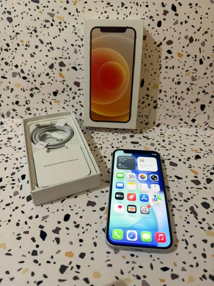 Iphone 12 mini 128 putih No minus