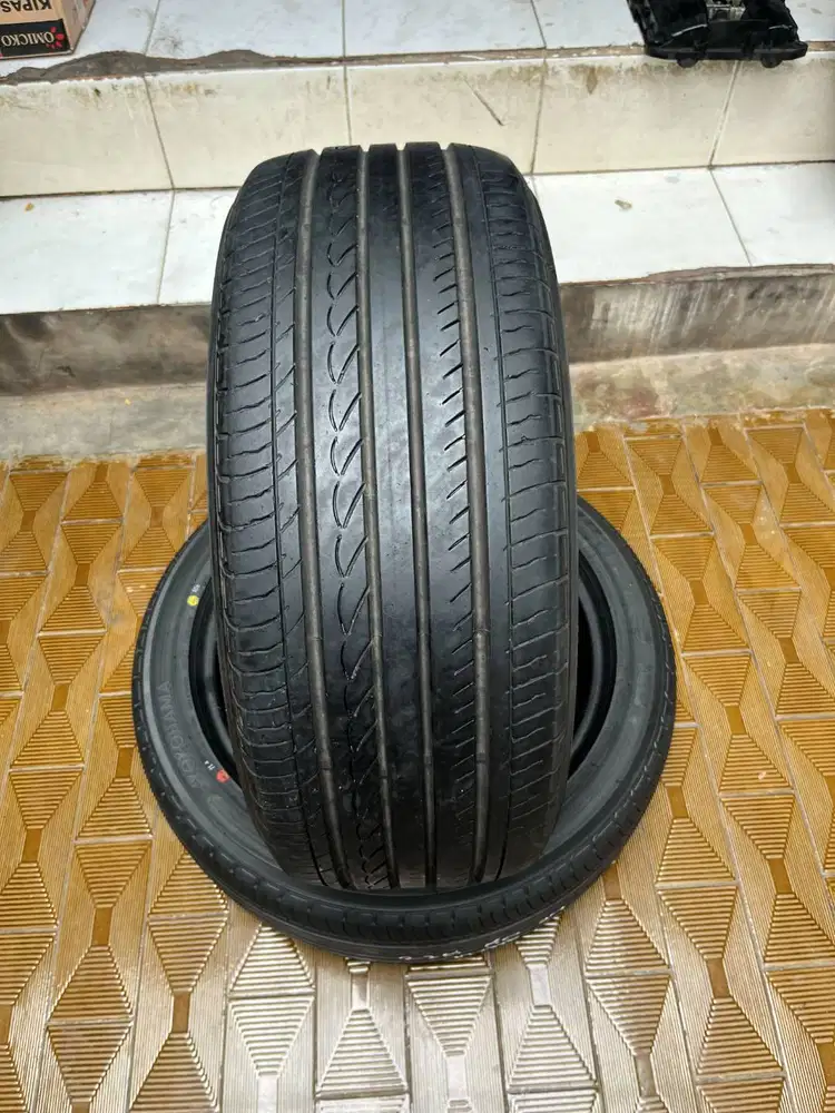 Ban Yokohama Advan DB Decibel  215 50 r17 1Pcs