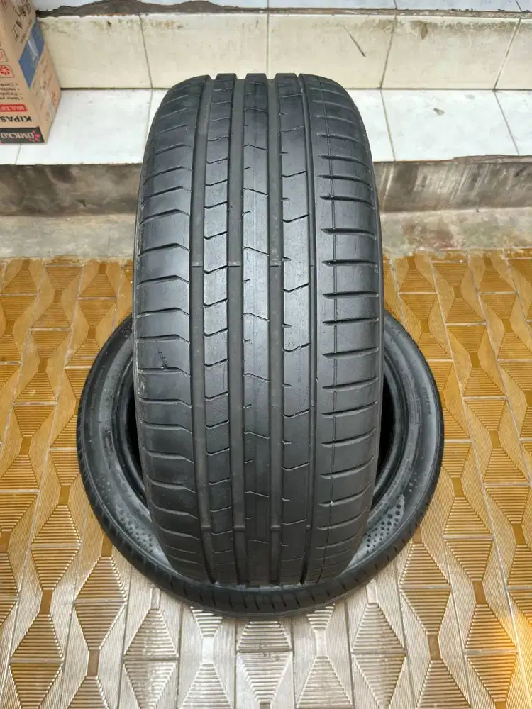 Ban Pirelli P Zero RFT 245 40 r19 1Pcs