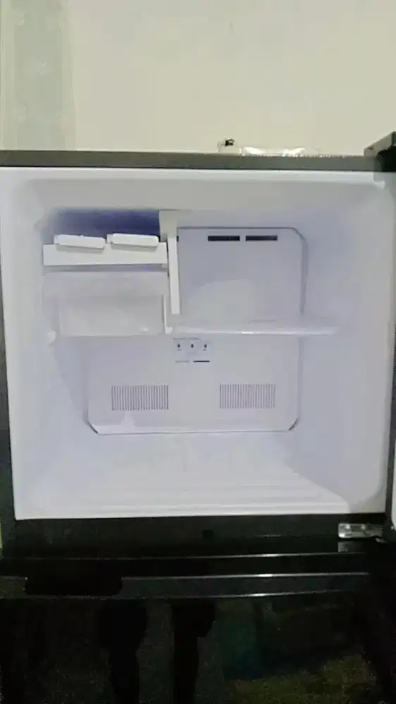 Kulkas Sharp 2 Pintu Shine Series Hemat Listrik Mulus Original