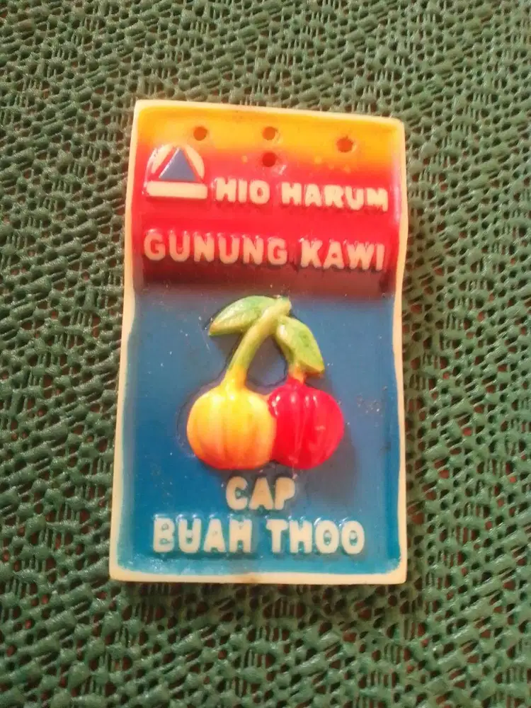 Souvenir Tempat Dupa Gunung Kawi Hiolo Dinding Tempel