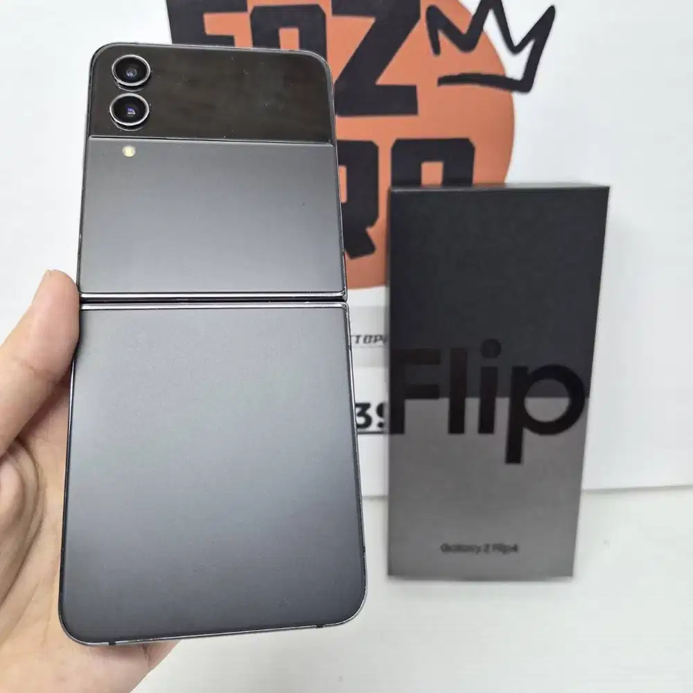 Samsung Z Flip 4 Black 8/256GB Fullset Mulus NO MINUS NO KENDALA IDR4