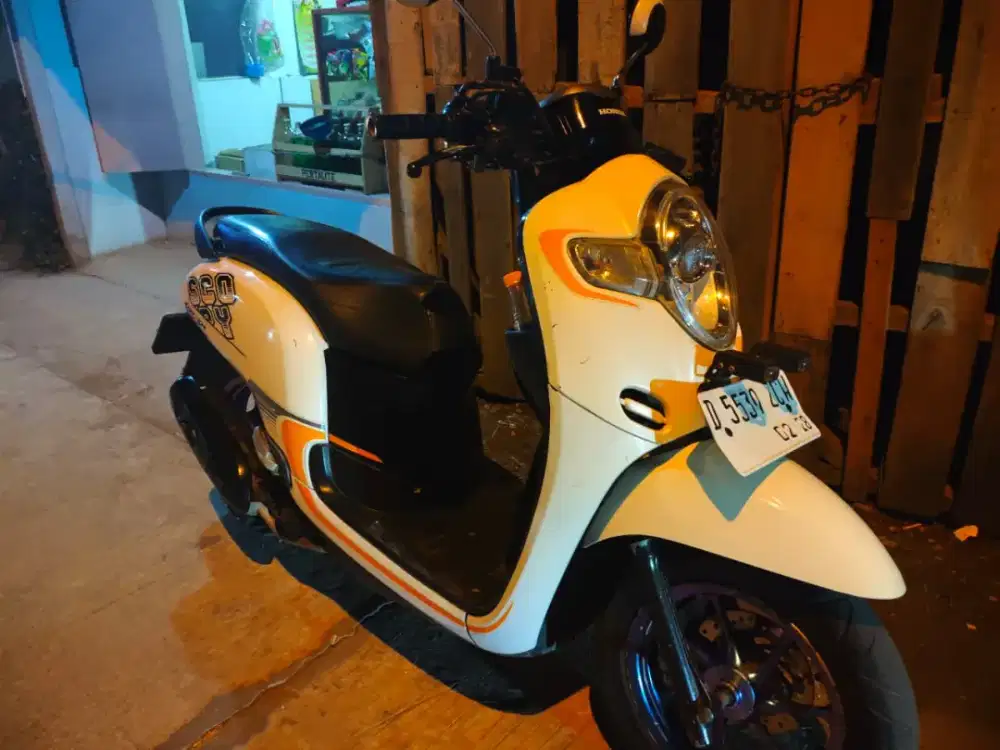 SCOOPY 2018 Surat-surat kumplit
