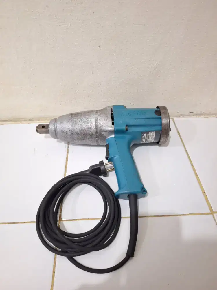 Mesin impack wrench makita 6906