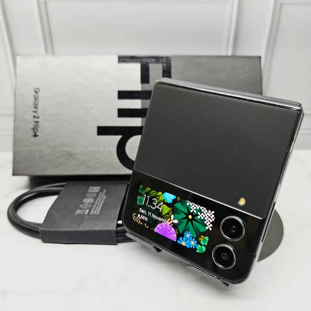 Samsung Galaxy Z F;lip 4 8/256GB Black SEIN Resmi Fullset
