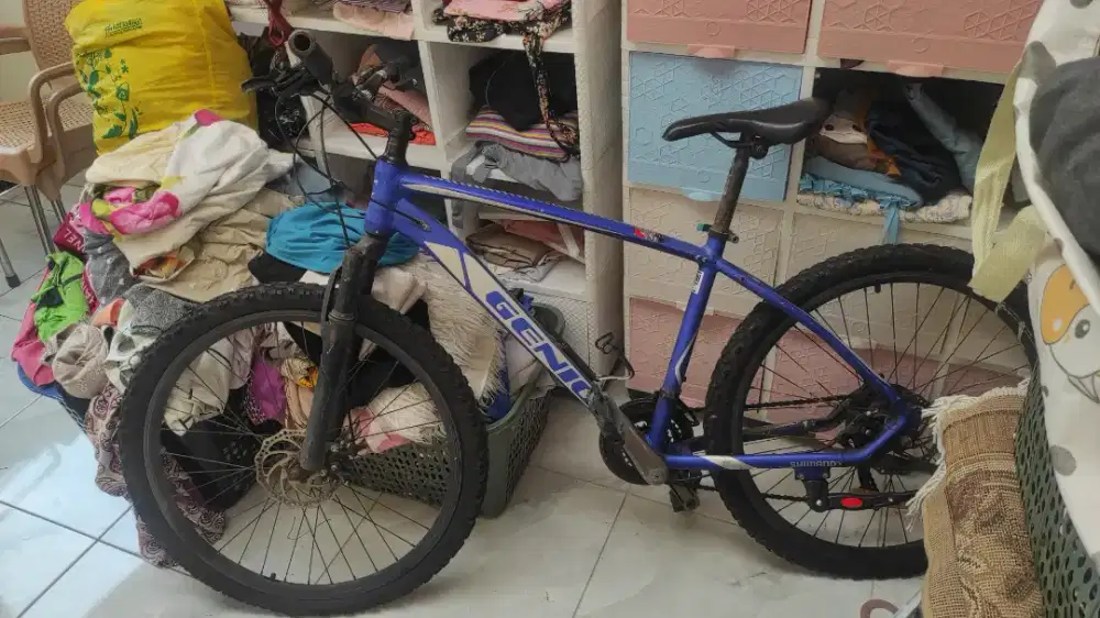sepeda gunung genio