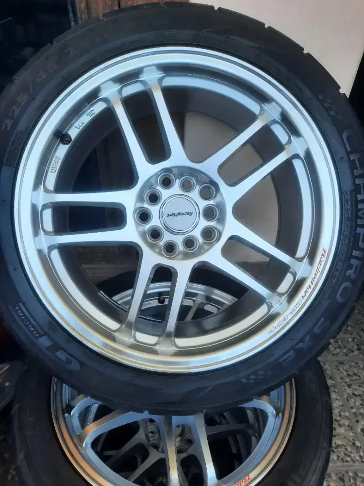 Velg ban mobil seken
