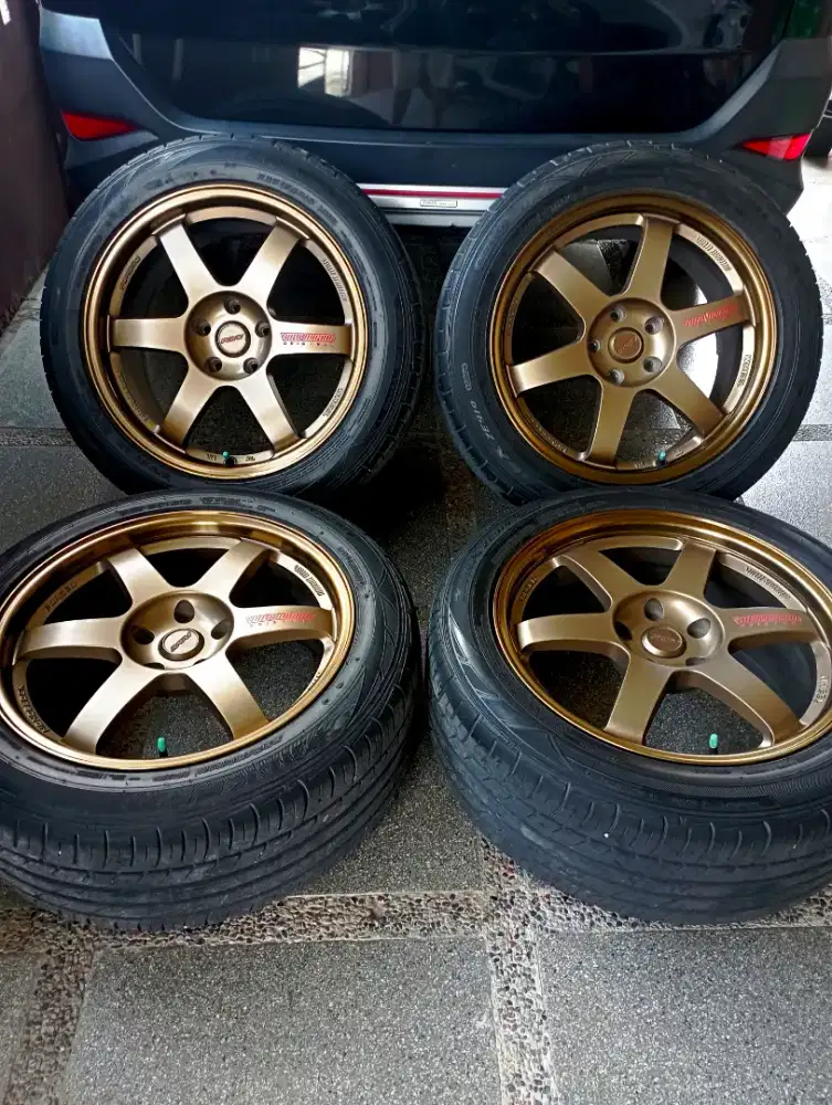 Jual velg TE37 r18 + ban Falken