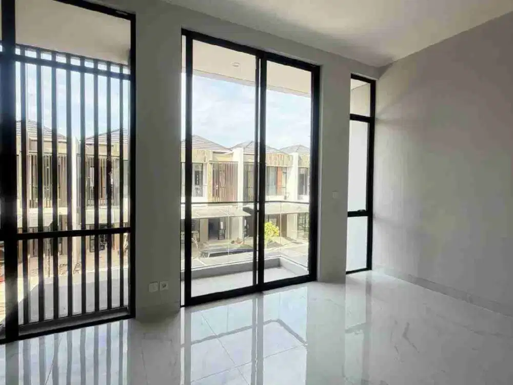 disewakan rumah pik2 dekat naga 6x15 ready