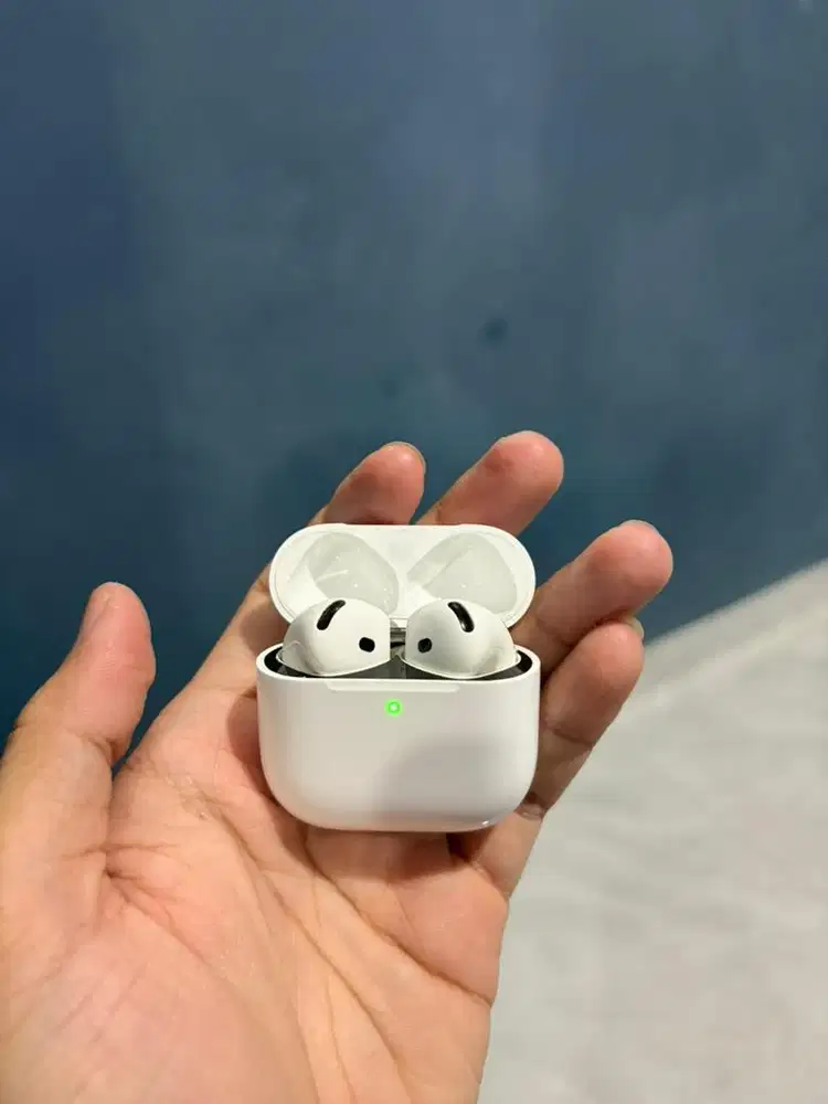 Apple Airpods Gen 4