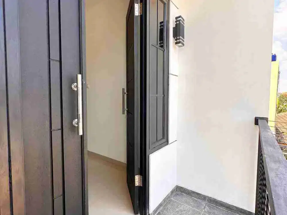 (HOT) Jual Rumah Baru Murah cluster di Kalisari Pasar Rebo Jakarta Timur Bisa KPR dijual