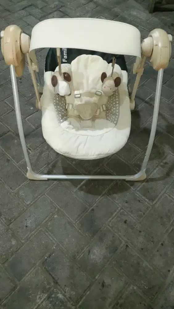 Bouncer Einhill Automatic swing