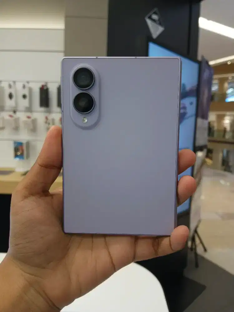 SAMSUNG Galaxy FOLD 8