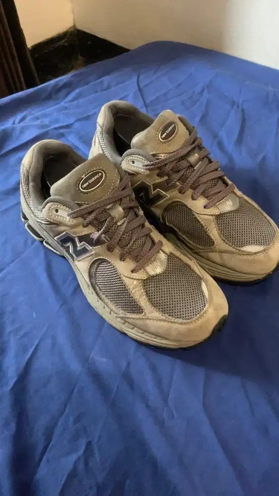 New Balance 2002R original