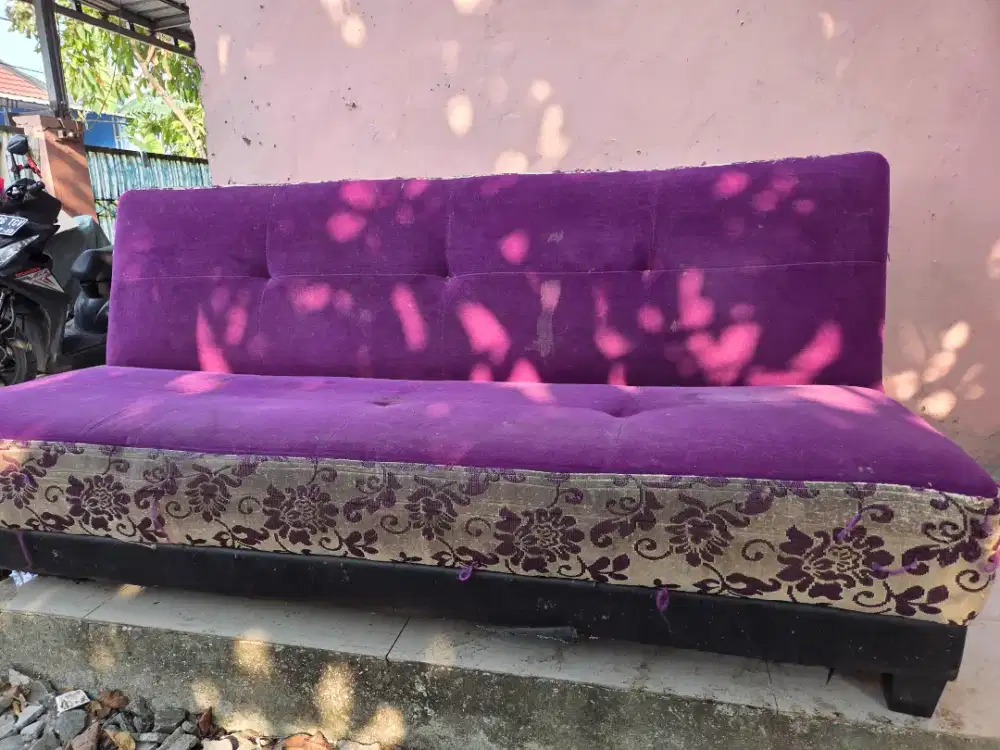 Dijual Sofa Bed Multifungsi masih Mulus