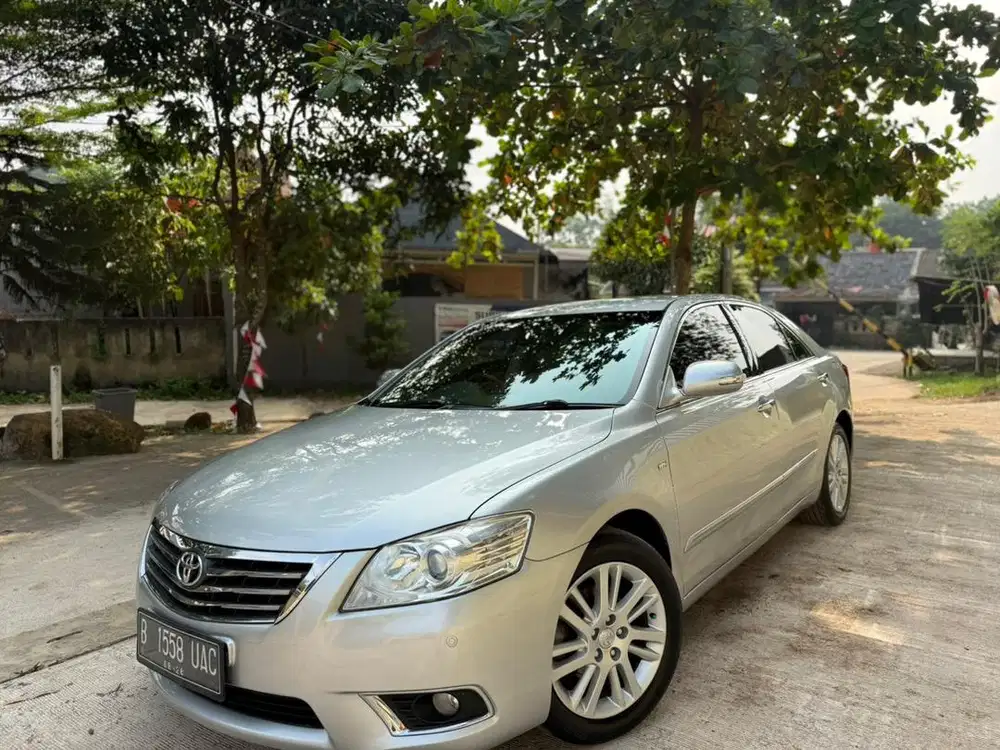 Toyota Camry 2.4 V Automatic 2011 Silver