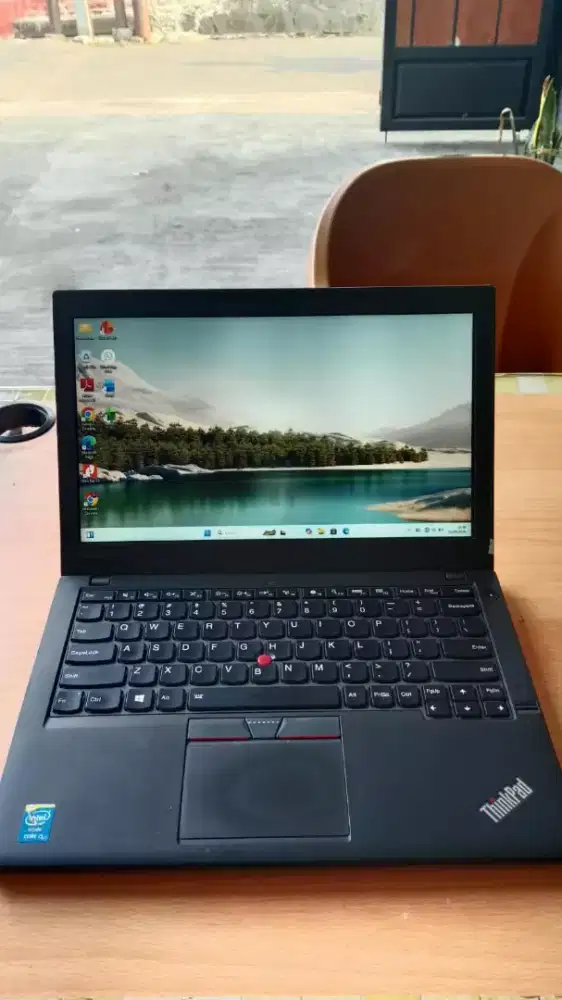 Jual laptop bagus Lenovo x260