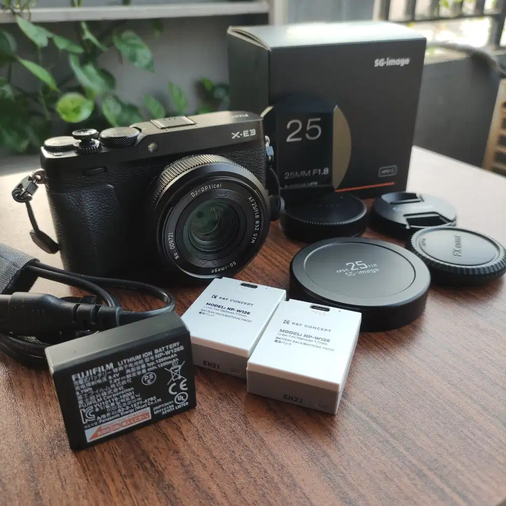 Kamera Fuji X-E3 + Lensa 25mm F1.8