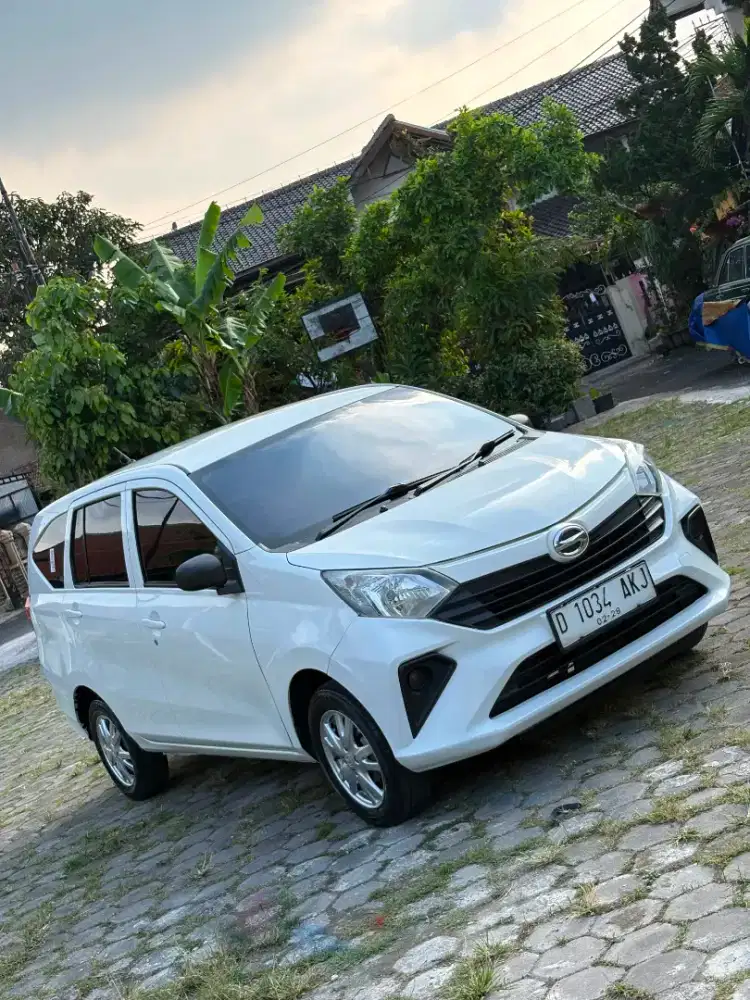 Sigra D MT tahun 2023