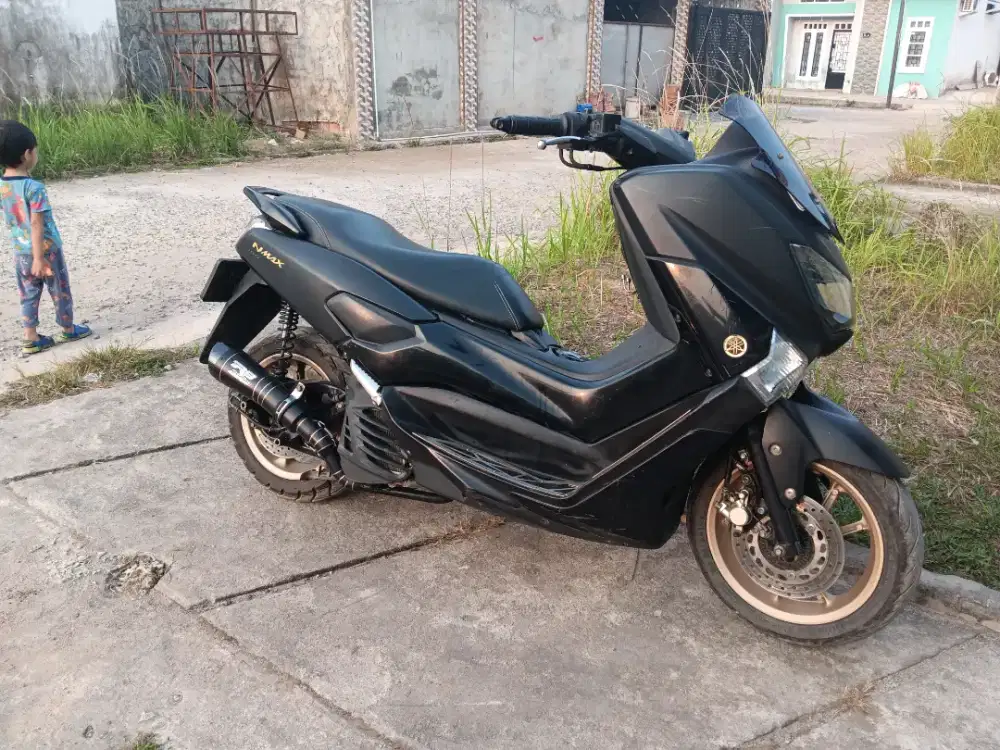 Jual cepat nmax 2018 surat lengkap