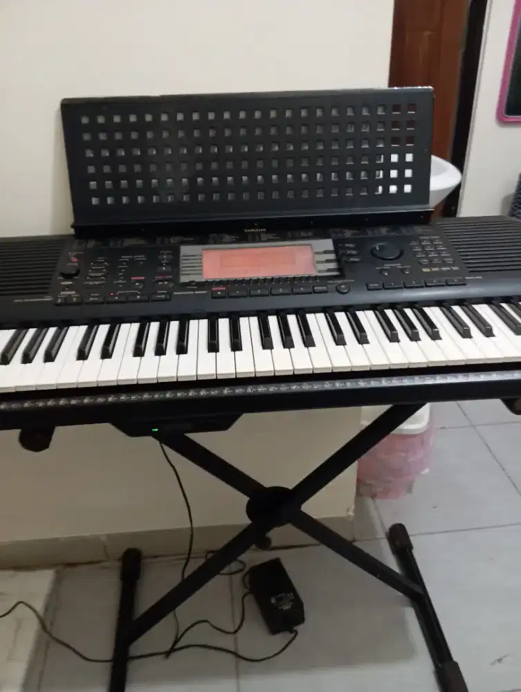 Di jual piano merk yamaha PSR-630
