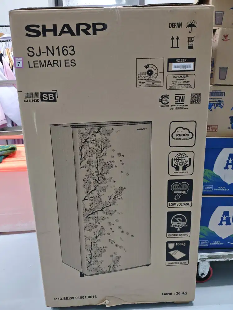 Dijual Cepat Kulkas Baru Merk Sharp KIREI III
