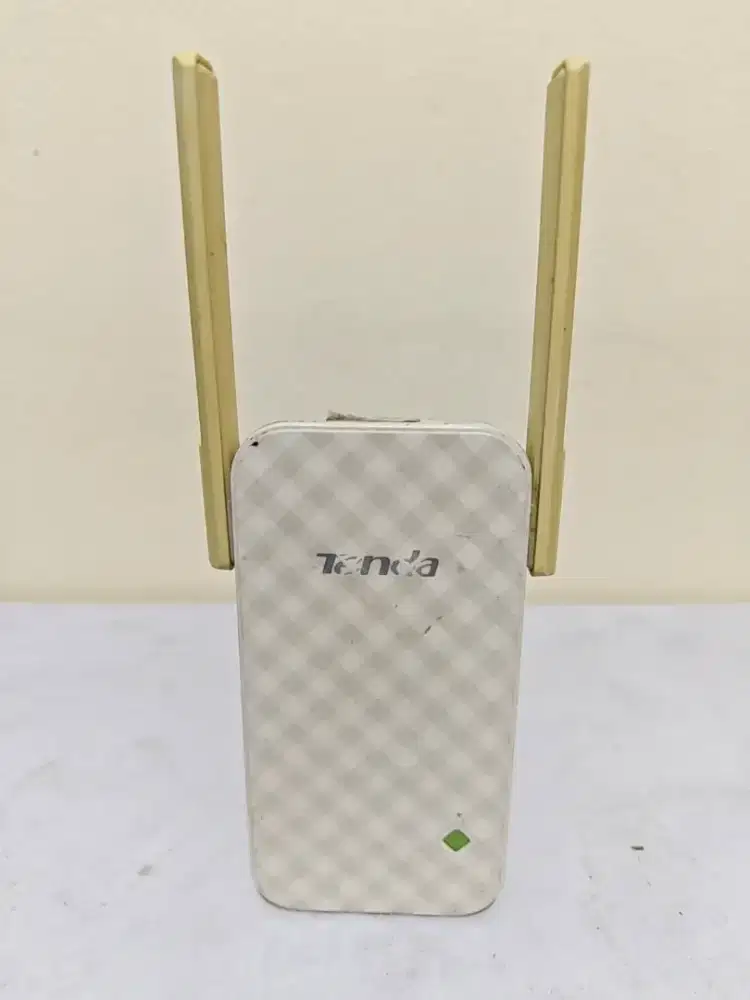Wifi Extender / Repeater Tenda A9 A301