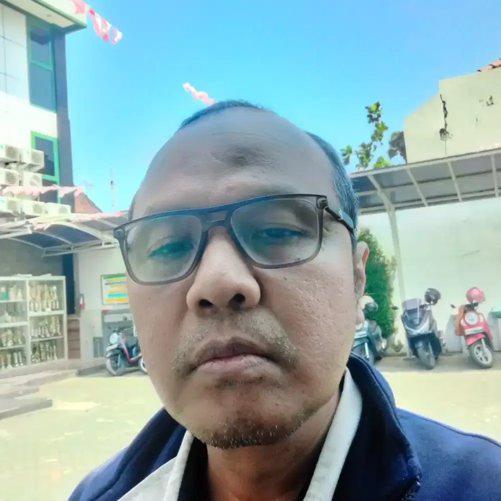 Mencari pekerjaan marketing/ serabutan