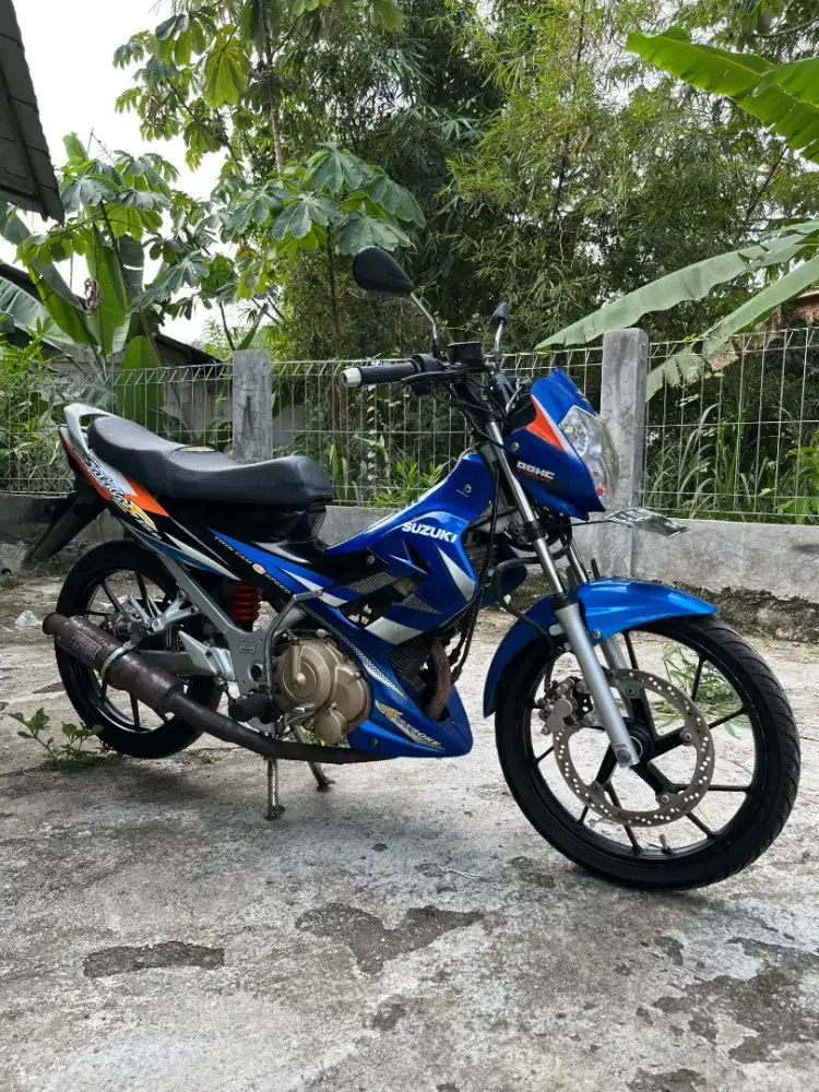 Di jual motor satria fu