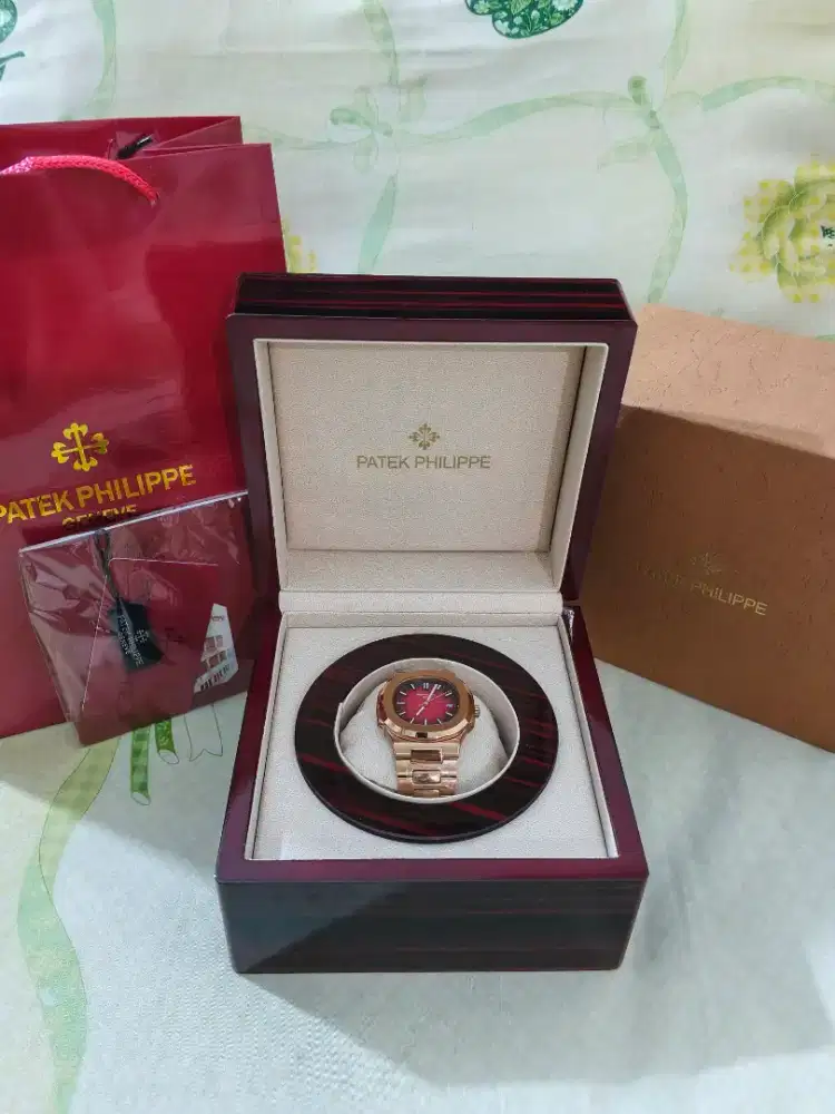 Jam Tangan PP Nautilus Rare Item, Langka, Baru Fullset