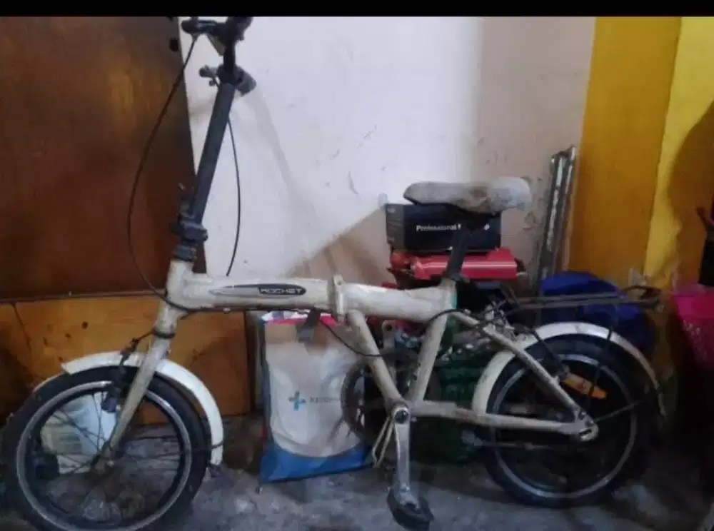 sepeda lipat rocket uk 16
