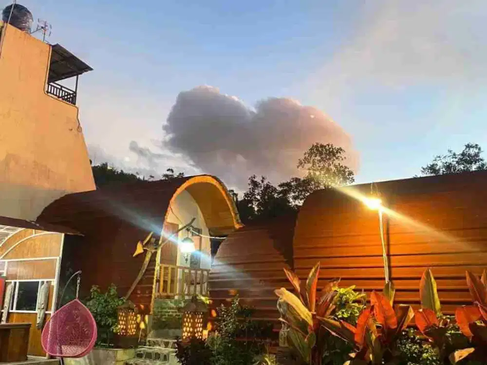Villa Cantik Glamping Area Lereng Lawu Mountain