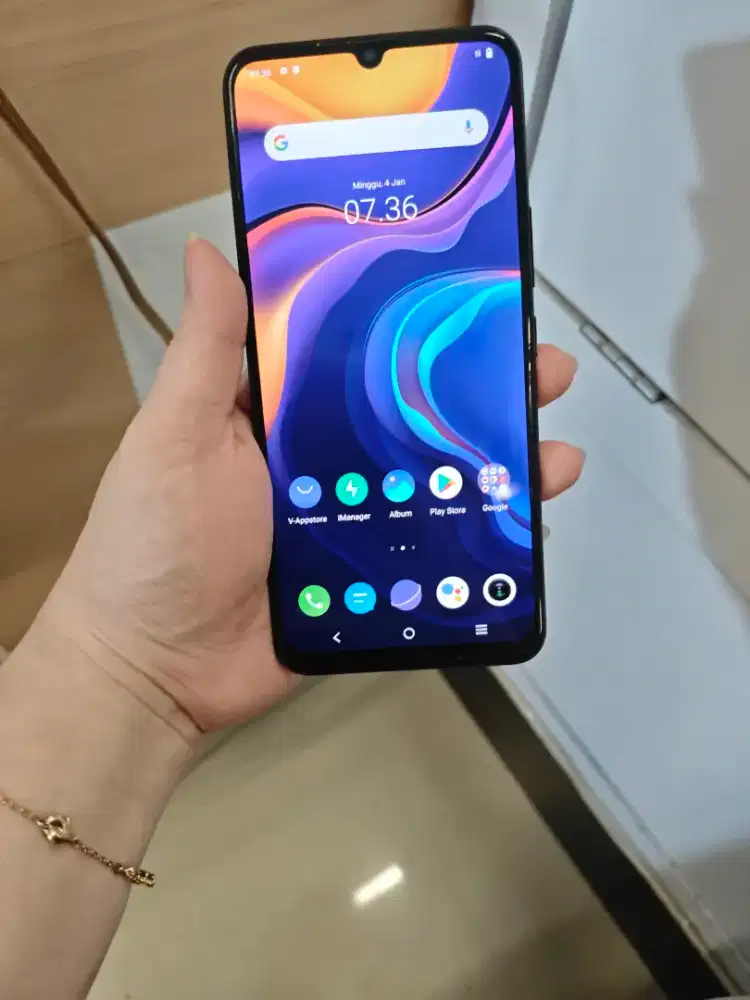 VIVO V20 SE RAM 8/128 SECOND