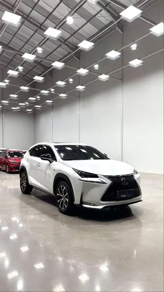 TDP 30jt! Lexus NX200T Fsport 2015, KM 60rb Record, Pajak Panjang