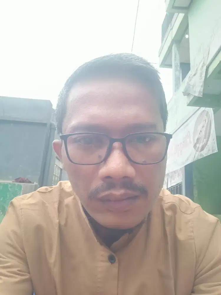 Mencari kerjaan apapun kerjaannya