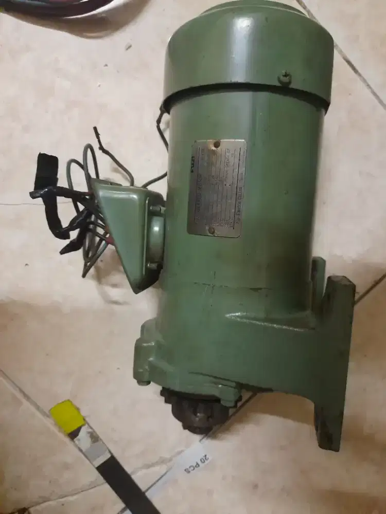 FUJI GEARED MOTOR