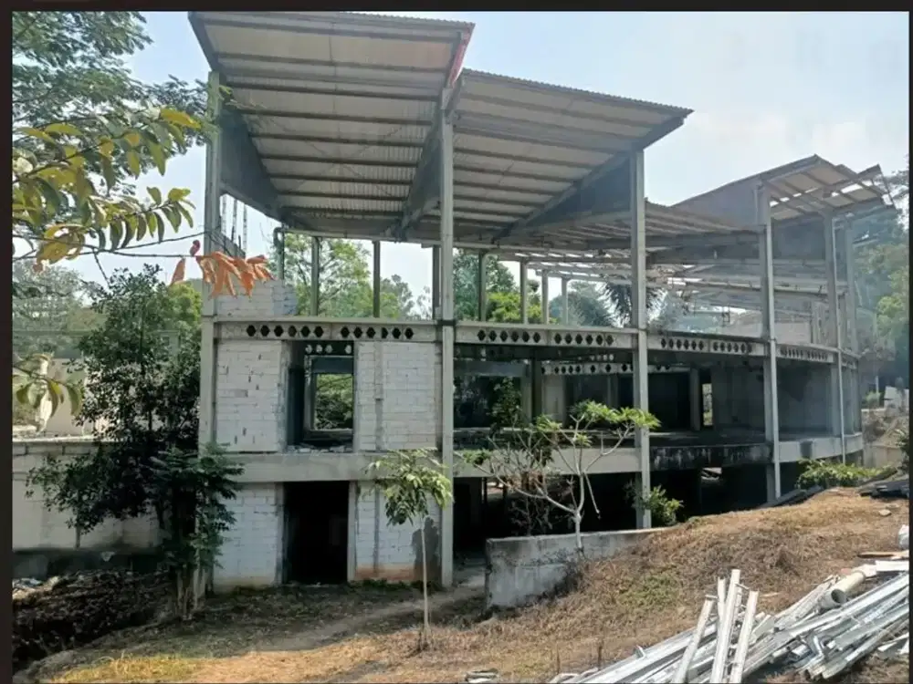 Tanah dan Gedung Ex Sekolah International di Cimenyan
