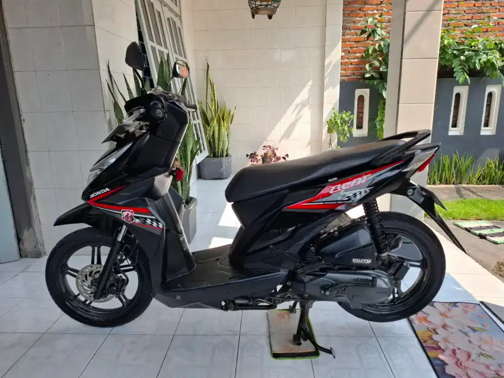 BEAT FI HITAM 2018