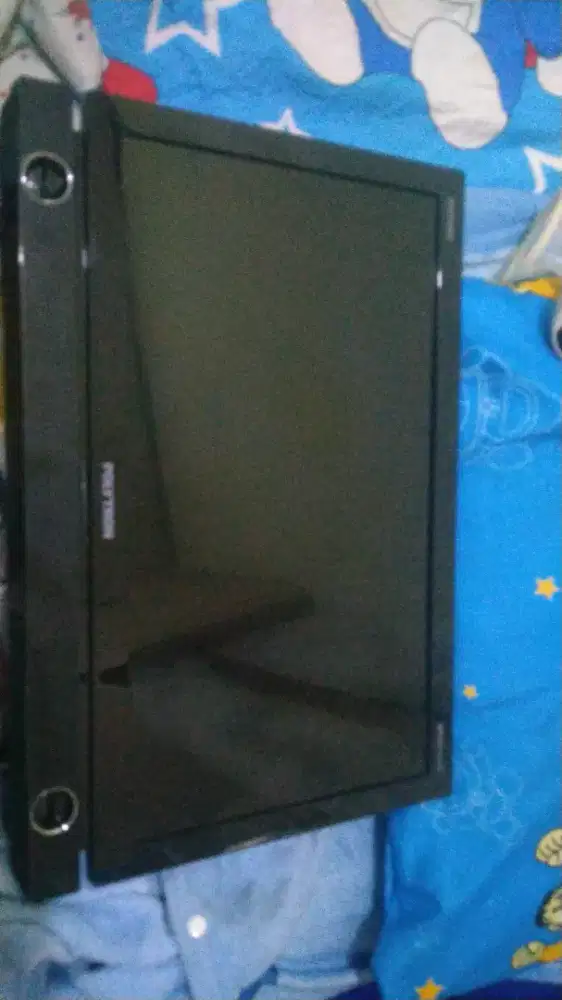 Tv bekas merek Polytron