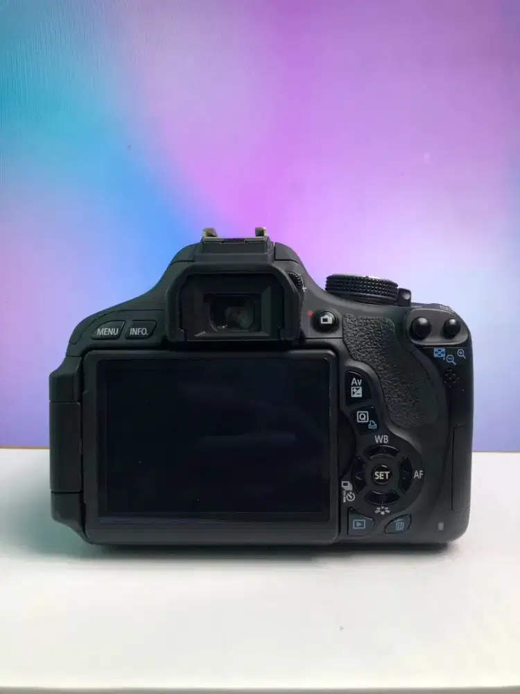 Kamera Canon 1300 D Lensa Kit 18-55 MM
