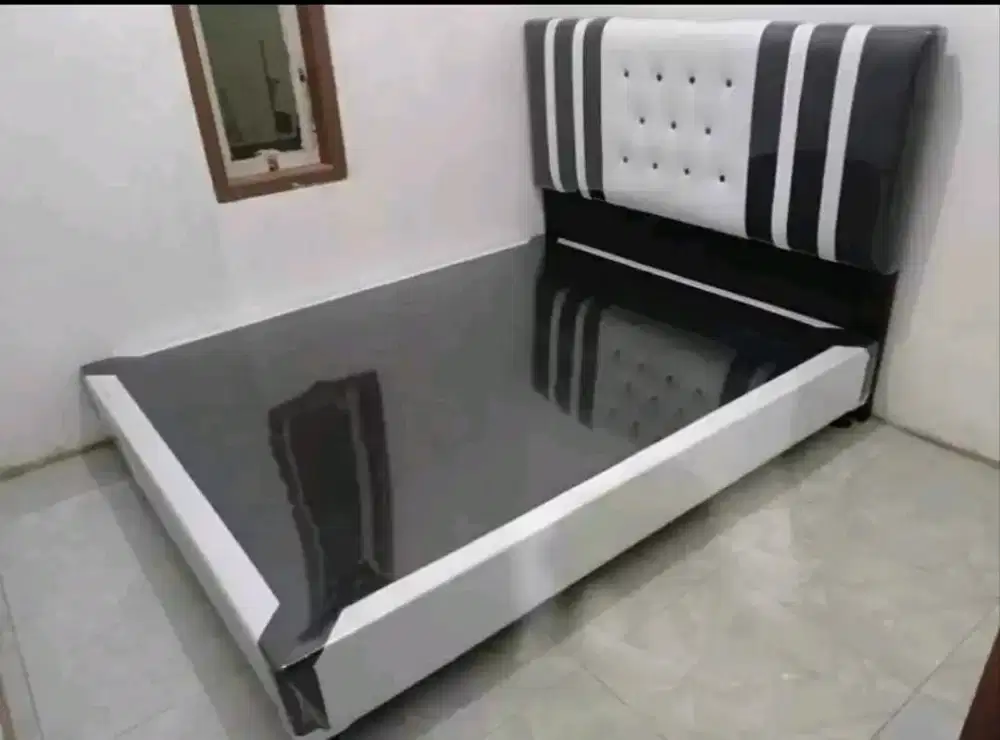 dipan sandaran ukuran 160×200 cm