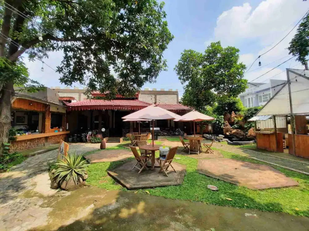 DIJUAL DISEWAKAN RUMAH KOMERSIAL JEMURSARI