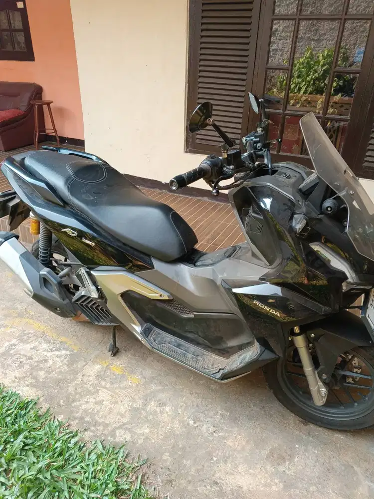 ADV 160 bekas pemakaian pribadi