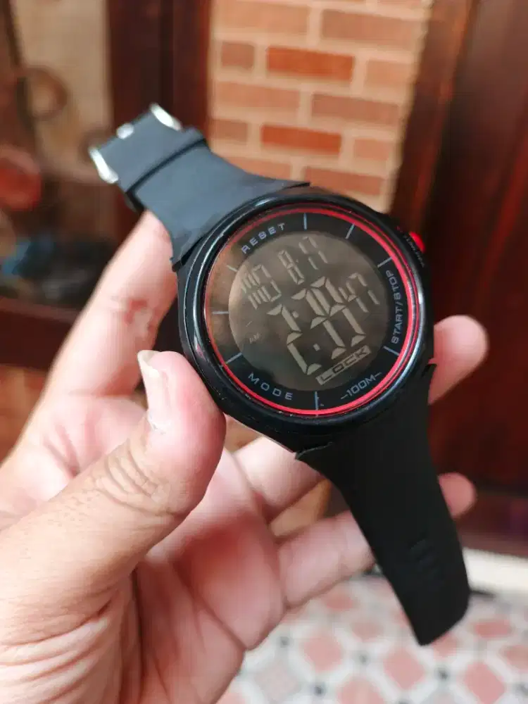 Jual jam tangan Eiger Toucren