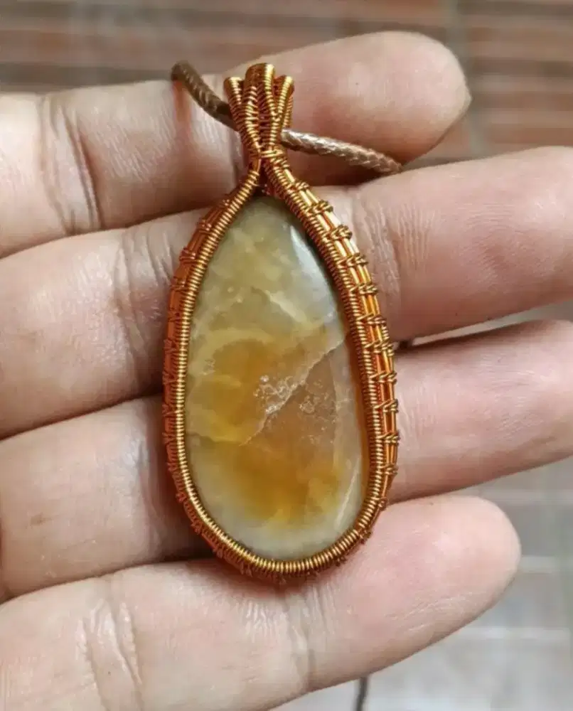 Natutal calcite 1 alam